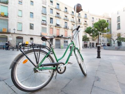 RENT A CITY BIKE IN BARCELONA