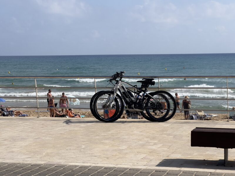 RENT E-BIKE BULLS SIX 50 IN SANTA POLA